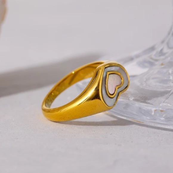 💛18K gold plated heart shell ring - Picture 5 of 5